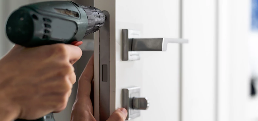 Locksmith For Lock Replacement Near Me in Wheaton, IL