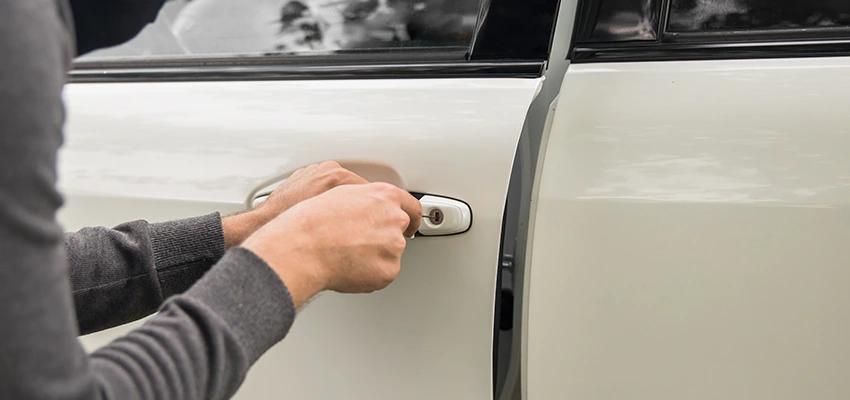 Unlock Car Door Service in Wheaton, IL